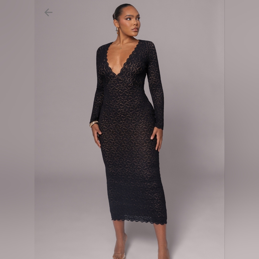 Selling this classy dress from jkuxlabel.